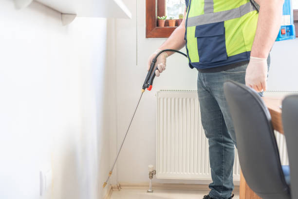 Best Emergency Pest Control  in Sharpes, FL